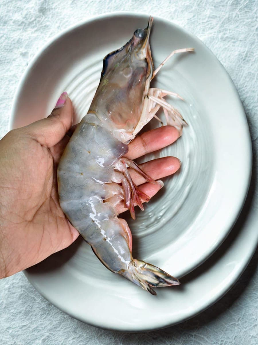 Large Sea prawns kg